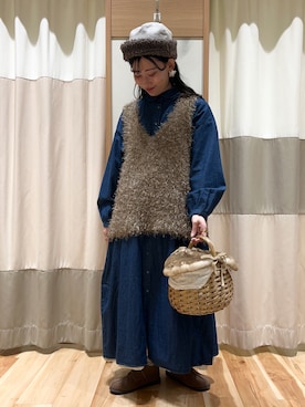 「アイテム（ドレスシューズ、ベージュ系）」を使った、ミズキさん（レディース・153cm）の冬コーディネート