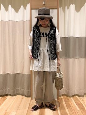 「Samansa Mos2（サマンサ モスモス）のモチーフレースベスト（ベスト）」を使った、ミズキさん（レディース・153cm）の夏コーディネート