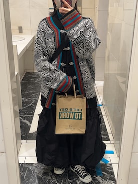 「ジーナシス」｜「アイテム（スニーカー）」を使った、ぽかさん（レディース・157cm）の春コーディネート