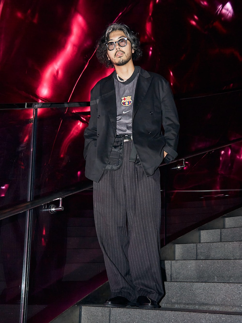 ブラック系のその他シューズ、ブラック系のその他シューズを着用したメンズの秋コーディネートの1枚目の写真