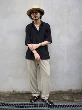 「レザーサンダル」｜明賀健太さん（メンズ・178cm）の夏コーディネート