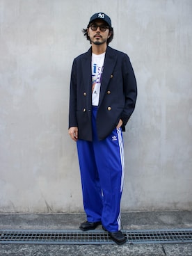 「アイテム（スリッポン）」を使った、明賀健太さん（メンズ・178cm）の秋コーディネート