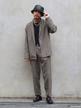 明賀健太さん(メンズ・178cm)の秋コーディネート