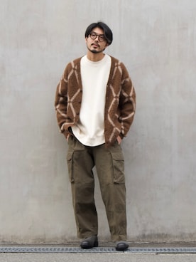 「alfredoBANNISTER（アルフレッドバニスター）のアイテム（ブーツ）」を使った、明賀健太さん（メンズ・178cm）の冬コーディネート