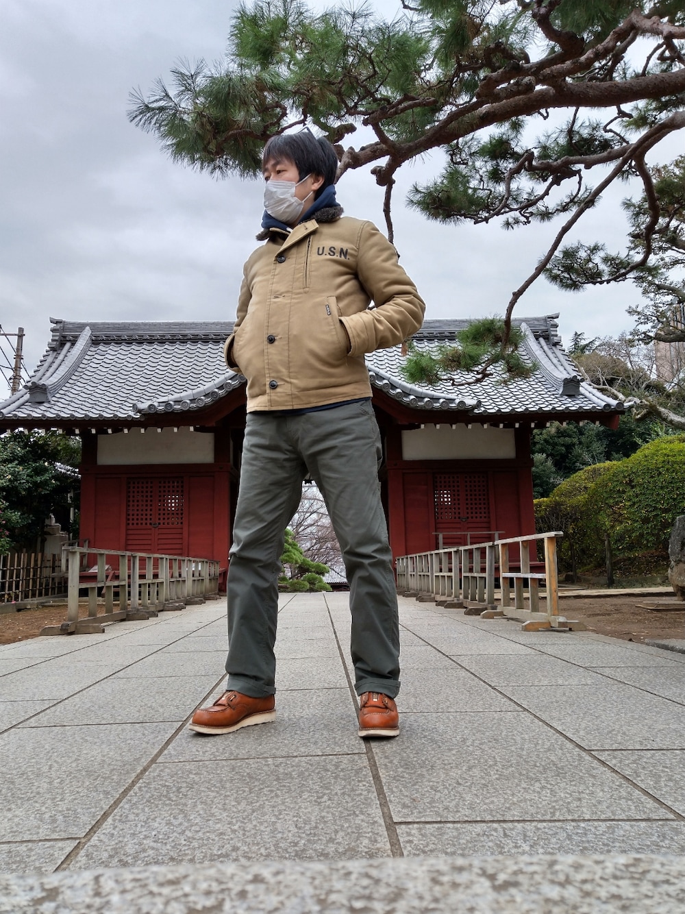 BLUE BLUEのミリタリージャケットを使った人気ファッション