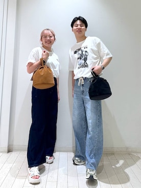 「GLOBAL WORK（グローバルワーク）のTOY STORY 5(トイ・ストーリー5)/チャーム付き巾着BAG/1017486（ハンドバッグ、ブラック系）」を使った、SOUTAさん（メンズ）の秋コーディネート
