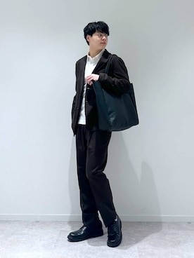 「GLOBAL WORK（グローバルワーク）の軽量ジャストポケット/A4 Zipトート/243948（トートバッグ、ブラック系）」を使った、SOUTAさん（メンズ）の秋コーディネート