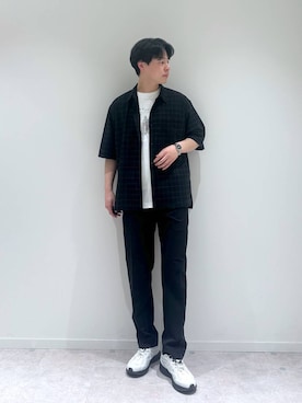 「GLOBAL WORK（グローバルワーク）のURBANシャツAIR/5分袖/638140（シャツ/ブラウス、ブラック系）」を使った、SOUTAさん（メンズ）の春コーディネート