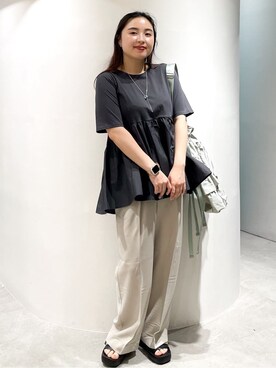 「OPAQUE.CLIP（オペークドットクリップ）の◆ペプラムドッキングカットソー【洗濯機洗い可】（Tシャツ/カットソー）」を使った、かりんさん（レディース・155cm）の春コーディネート