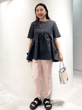 「OPAQUE.CLIP（オペークドットクリップ）の◆ペプラムドッキングカットソー【洗濯機洗い可】（Tシャツ/カットソー）」を使った、かりんさん（レディース・155cm）の夏コーディネート