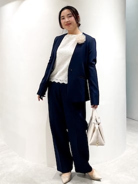 「アイテム（ブローチ/コサージュ、ベージュ系）」を使った、かりんさん（レディース・155cm）の春コーディネート