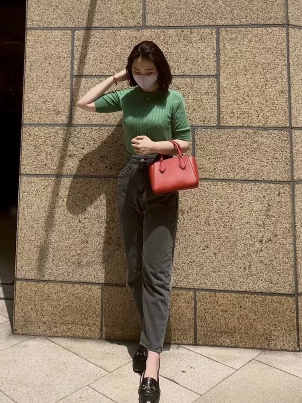 「プチプラコーデ、GU、ビタミンカラー、ハイウェストパンツ、ハイウェストデニム、高身長コーデ、骨格ウェーブ」｜「INGNIのアイテム（トップス、グリーン系）」を使った、chiharuさん（レディース・168cm）の夏コーディネートの1枚目の写真