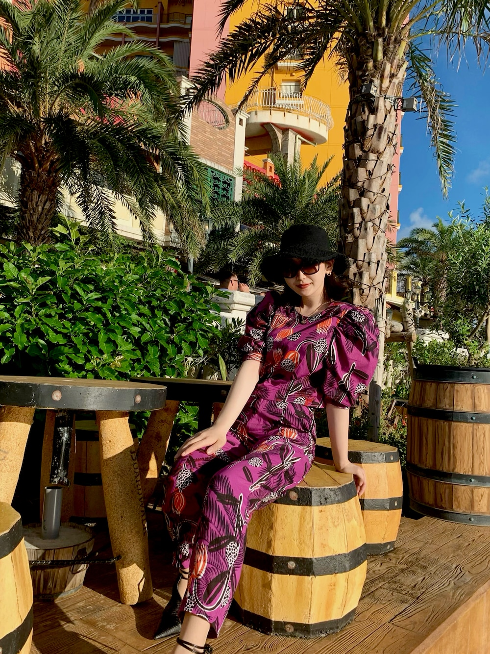 「夏コーデ、海外ファッション、スペイン、Desigual、高身長女子」｜「Desigualのアイテム（トップス、パープル系）」を使った、chiharuさん（レディース・168cm）の夏コーディネートの1枚目の写真