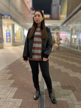 「スキニー」｜「アイテム（MA-1）」を使った、Hikaruさん（レディース・156cm）の秋コーディネート