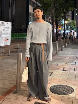 「HARE（ハレ）のマルチネックカット(HARE)（Tシャツ/カットソー、グレー系）」を使った、ウエノ シンヤさん（メンズ・176cm）の秋コーディネート