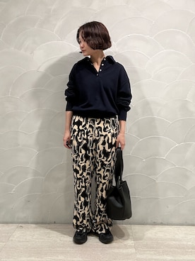 「URBAN RESEARCH（アーバンリサーチ）のSALOMON　XT-WHISPER（スニーカー）」を使った、JINさん（レディース・155cm）の秋コーディネート