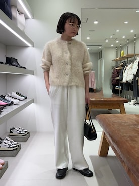 「URBAN RESEARCH（アーバンリサーチ）のアイテム（カーディガン/ボレロ）」を使った、JINさん（レディース・155cm）の秋コーディネート