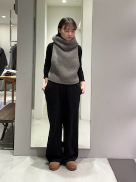 「UGG（アグ）のUGG　CLASSIC MICRO（その他シューズ）」を使った、JINさん（レディース・155cm）の秋コーディネート