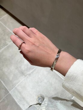 「URBAN RESEARCH（アーバンリサーチ）のアイテム（ブレスレット）」を使った、JINさん（レディース・155cm）の秋コーディネート