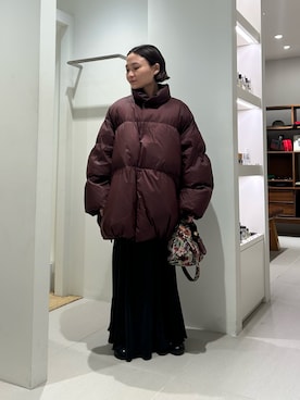 「アイテム（その他アウター、レッド系）」を使った、JINさん（レディース・155cm）の秋コーディネート