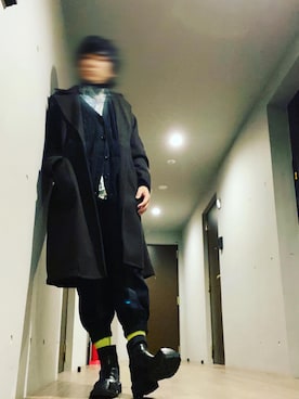 「ネオンカラー」｜「アイテム（その他）」を使った、安田貴広さん（メンズ・173cm）の冬コーディネート