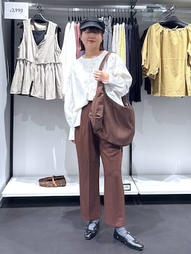 「アイテム（キャスケット）」を使った、shinoさん（レディース・162cm）の秋コーディネート