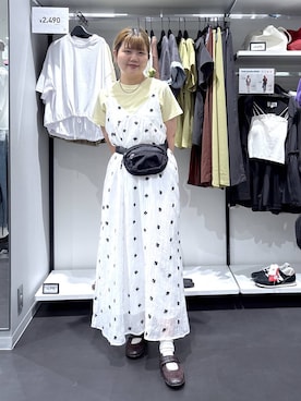 「LAKOLE（ラコレ）の楊柳刺繍キャミワンピース / 1051874（ワンピース、ホワイト系）」を使った、shinoさん（レディース・162cm）の夏コーディネート
