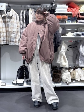 「アイテム（スリッポン）」を使った、shinoさん（レディース・162cm・20代）の冬コーディネート