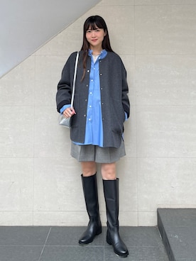 「アイテム（ノーカラーコート）」を使った、安孫子さん（レディース・155cm）の秋コーディネート