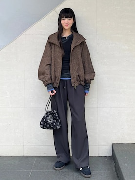 「SHIPS（シップス）のアイテム（その他パンツ）」を使った、安孫子さん（レディース・155cm）の秋コーディネート