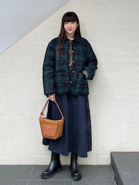 「SHIPS（シップス）のアイテム」を使った、安孫子さん（レディース・155cm）の秋コーディネート