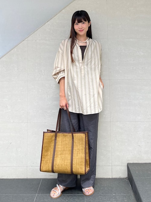 美品✴︎AP STUDIO かごバッグ　ラフィアバッグ　トートバッグ セール】小泉里子コラボ:ラフィア トート バッグ（トートバッグ