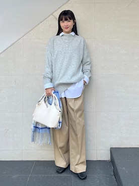 「アイテム（マフラー）」を使った、安孫子さん（レディース・155cm）の秋コーディネート