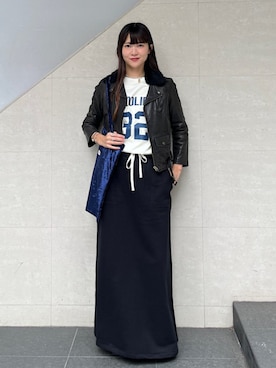 「SHIPS（シップス）のアイテム（スカート）」を使った、安孫子さん（レディース・155cm）の秋コーディネート