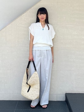 「アイテム（ネックレス、ブルー系）」を使った、安孫子さん（レディース・155cm）の夏コーディネート
