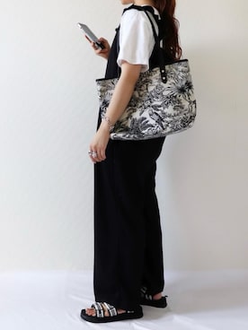 「ISOOK（アイスー）のアイテム（オールインワン・サロペット）」を使った、canさん（レディース・156cm）の夏コーディネート