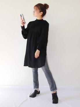 「グレーパンツ」｜「アイテム（その他）」を使った、canさん（レディース・156cm）の秋コーディネート