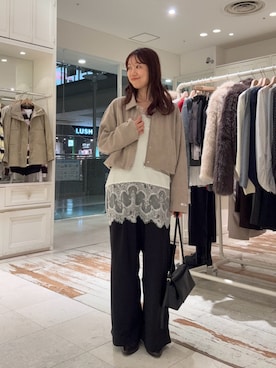 「アイテム（ブルゾン）」を使った、いけがやあおいさん（レディース・163cm）の秋コーディネート