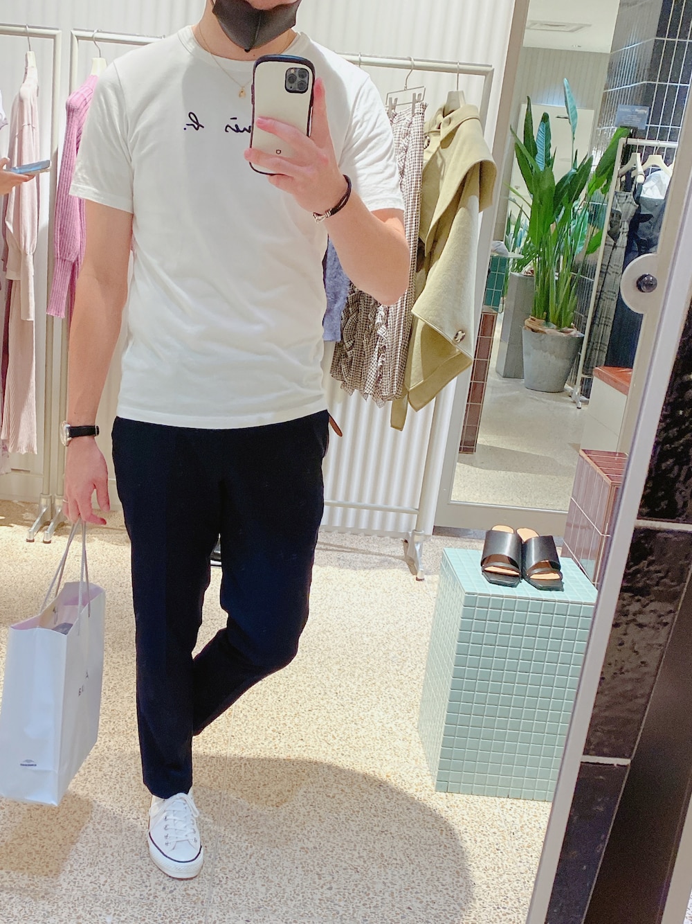 「今日のコーデ、おしゃれさんと繋がりたい、スニーカー、アニエスベー(agnes b.)、エディフィス、ネメシス、ポール・スミス、ティファニー男子」｜「EDIFICEの◇OBERKAMPFストレッチパンツ（スラックス、ブルー系）」を使った、Na-kiさん（メンズ・170cm）の秋コーディネートの1枚目の写真