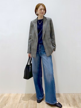 「OPAQUE.CLIP（オペークドットクリップ）のダブルブレストジャケット【洗える】（Tailored jacket、グレー系）」を使った、yurieさん（レディース・167cm）の秋コーディネート