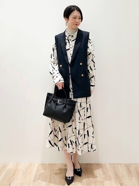 「アイテム（イヤリング、ブラウン系）」を使った、yurieさん（レディース・167cm）の冬コーディネート