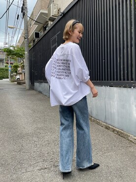 「バックロゴ」｜「アイテム（デニムパンツ）」を使った、namiさん（レディース・160cm）の夏コーディネート
