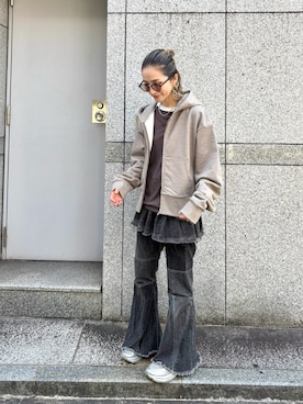 「アイテム（パーカー）」を使った、hanae maruiさん（レディース・156cm）の秋コーディネート