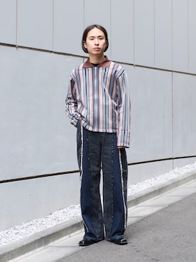 yoshidaさんの「STUDIOUS別注 SWITCHING OVER DENIM PANTS（BLK×BLU）」を使ったコーディネート