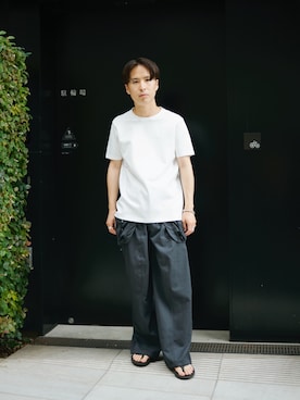 「STUDIOUS（ステュディオス）のアイテム（トップス）」を使った、yoshidaさん（メンズ・169cm）の夏コーディネート