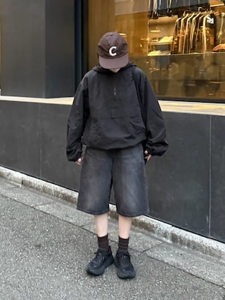「flaner（フラネ）のLoose nylon anorak hoodie / ルーズナイロンアノラックパーカー（パーカー）」を使った、ukiさん（レディース・155cm）の秋コーディネート