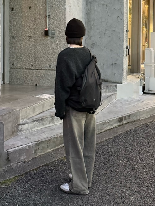 「flaner（フラネ）のLoose boucle knit / ルーズブークレニット（ニット/セーター）」を使った、ukiさん（レディース・155cm）の冬コーディネート