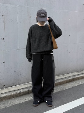 「アイテム（スニーカー）」を使った、ukiさん（レディース・155cm）の冬コーディネート