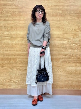 「SHOO・LA・RUE（シューラルー）の【S-LL】ゆるシルエットが心地よい リブドルマントップス（Tシャツ/カットソー、ブラウン系）」を使った、  ありゅさん（レディース・150cm）の春コーディネート