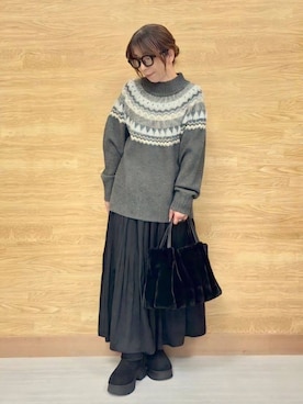 「SHOO・LA・RUE（シューラルー）の【洗濯機可/S-LL】配色が大人かわいい　フェアアイル柄求心ニット（ニット/セーター、グレー系）」を使った、  ありゅさん（レディース・150cm）の冬コーディネート